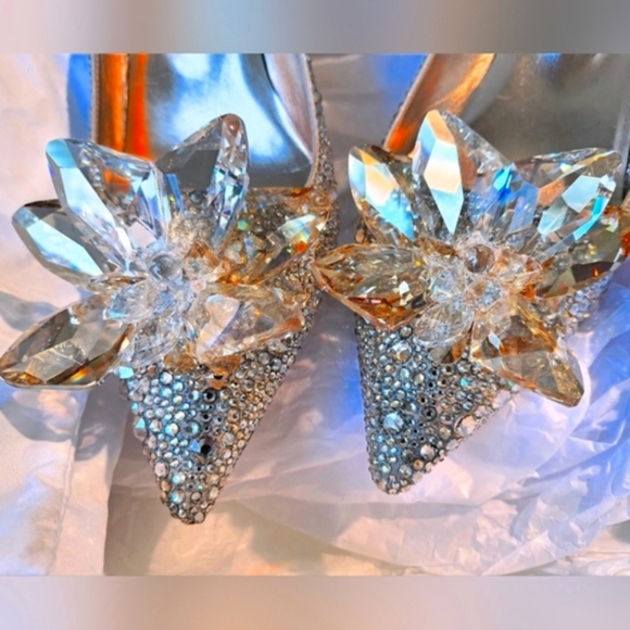 💯Jimmy Choo Rose Gold Crystal Covered Pointy Toe Pumps Crystal Cinderella pumps - Picture 11 of 12